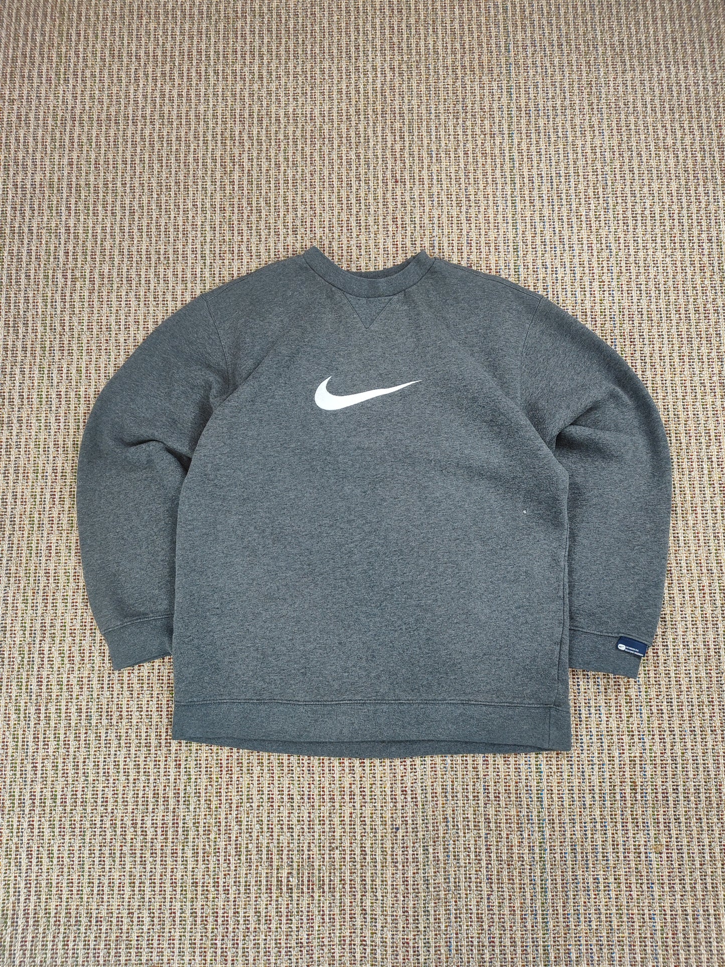 Y2K NIKE SWOOSH SWEATSHIRT (WOMEN'S S)