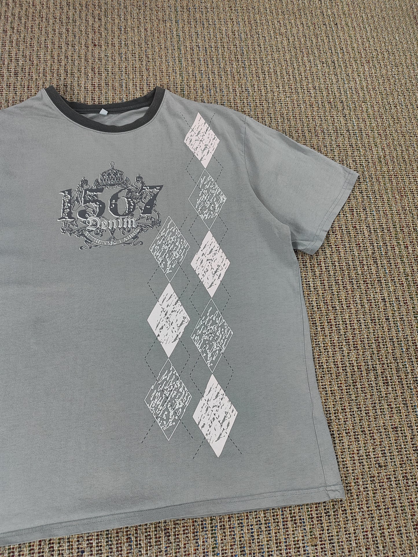 Y2K 'DENIM 1567' GRAPHIC TEE (XXL)