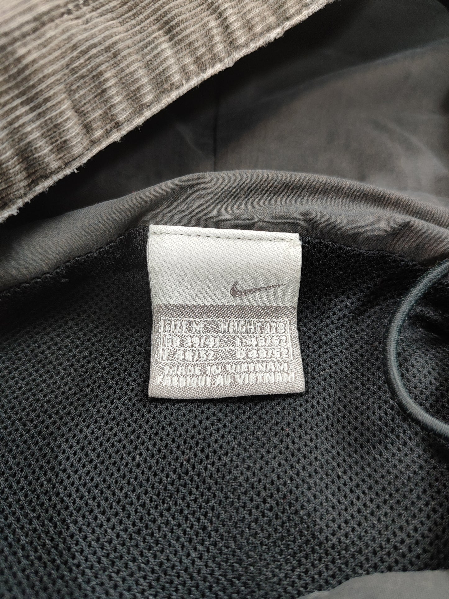 RARE Y2K NIKE UPTEMPO DRILL JACKET (M)