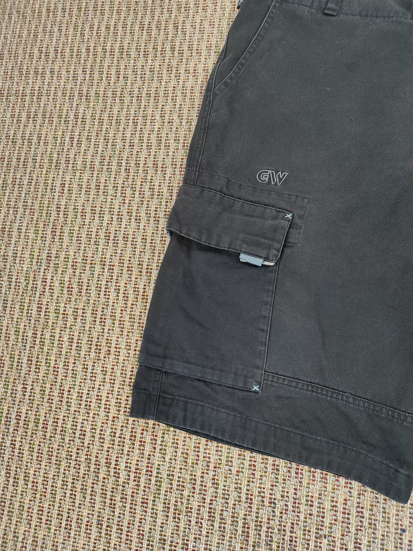 VINTAGE G.W LOOSE FIT CARGO SHORTS (L)