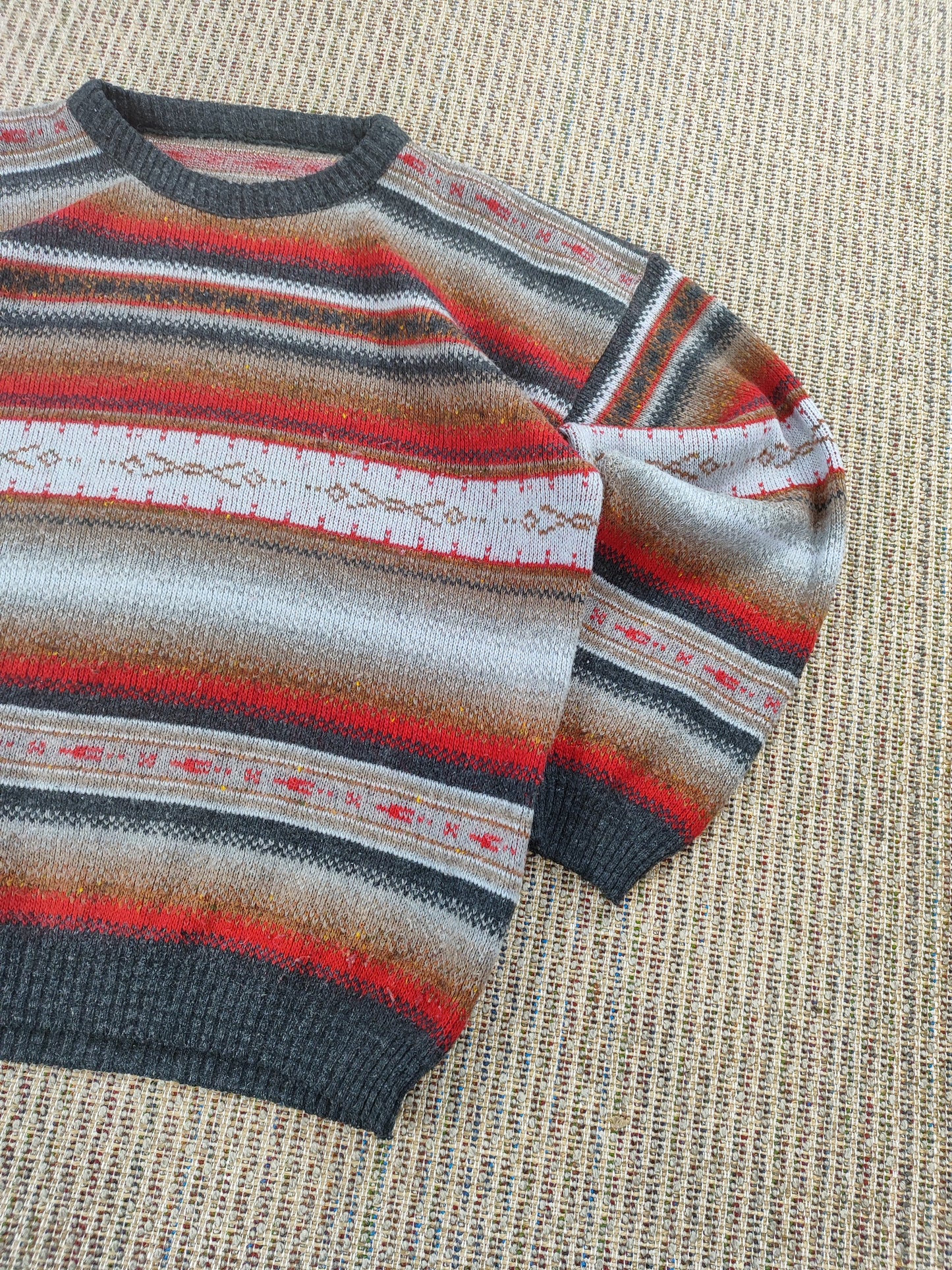 90S VIBRANT PATTERN KNIT JUMPER (L)