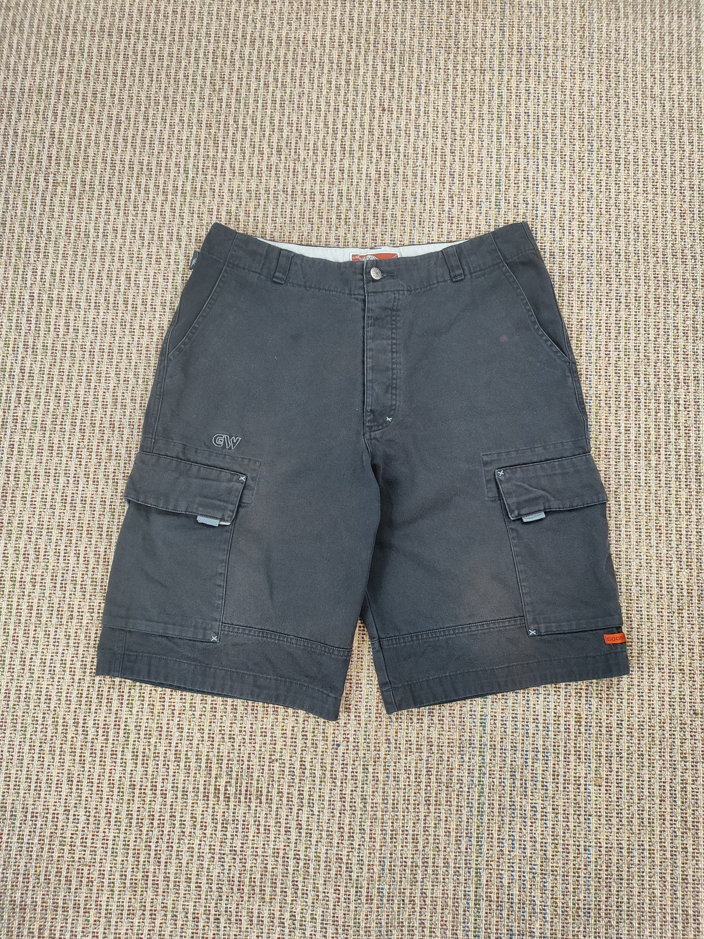 VINTAGE G.W LOOSE FIT CARGO SHORTS (L)