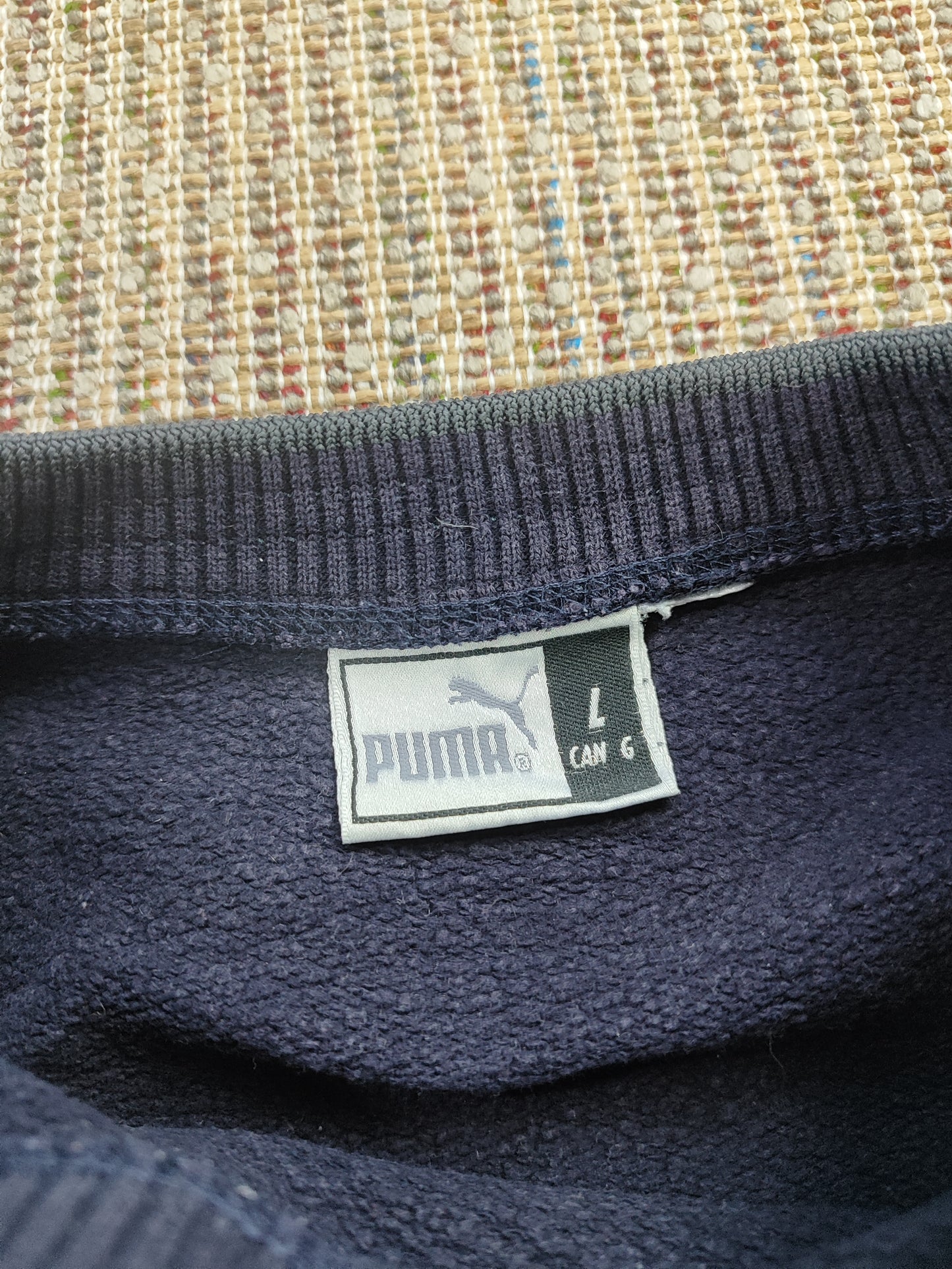 90S EMBROIDERED PUMA SWEATSHIRT (L)