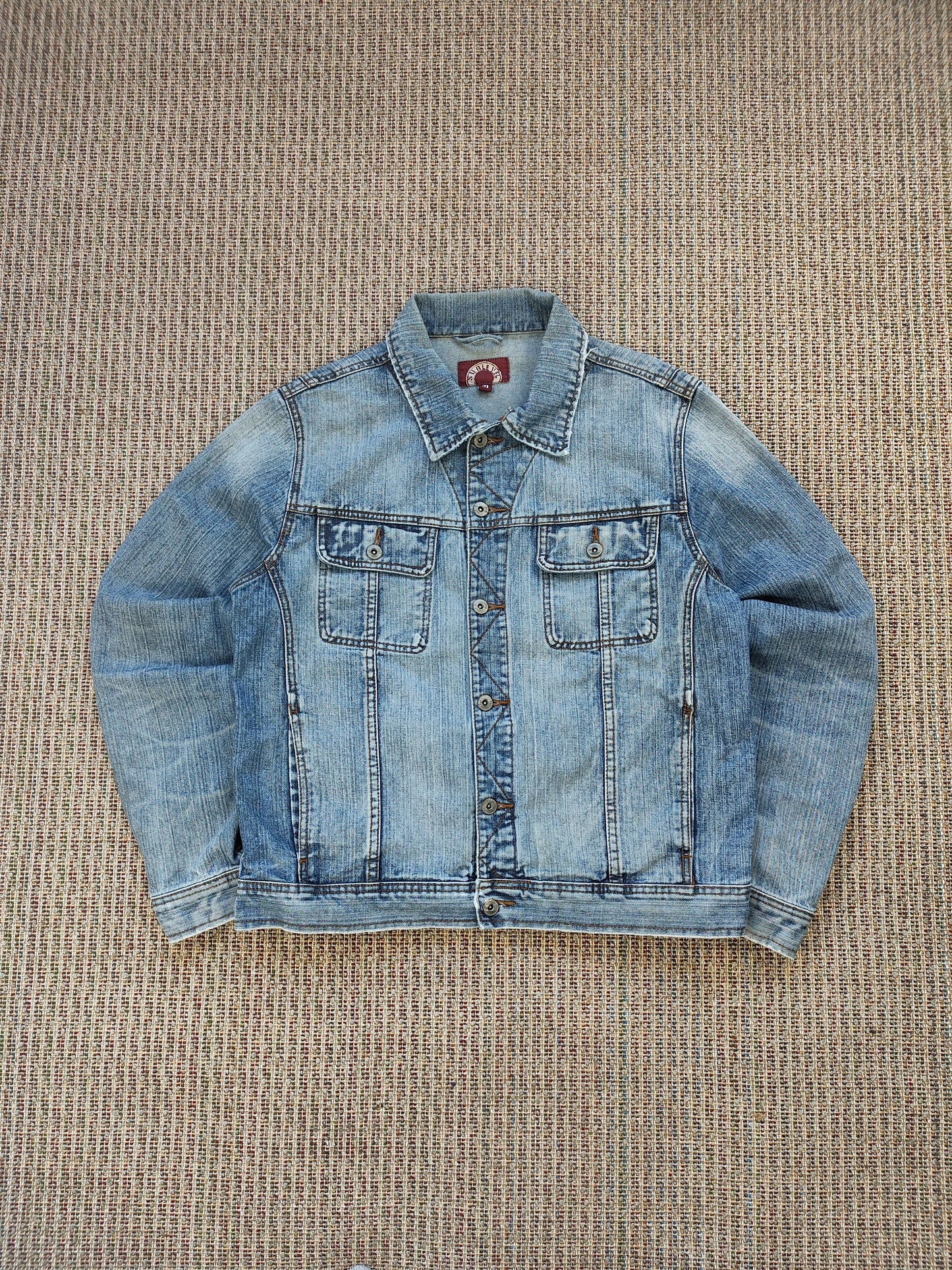 Y2K DENIM JACKET (M)