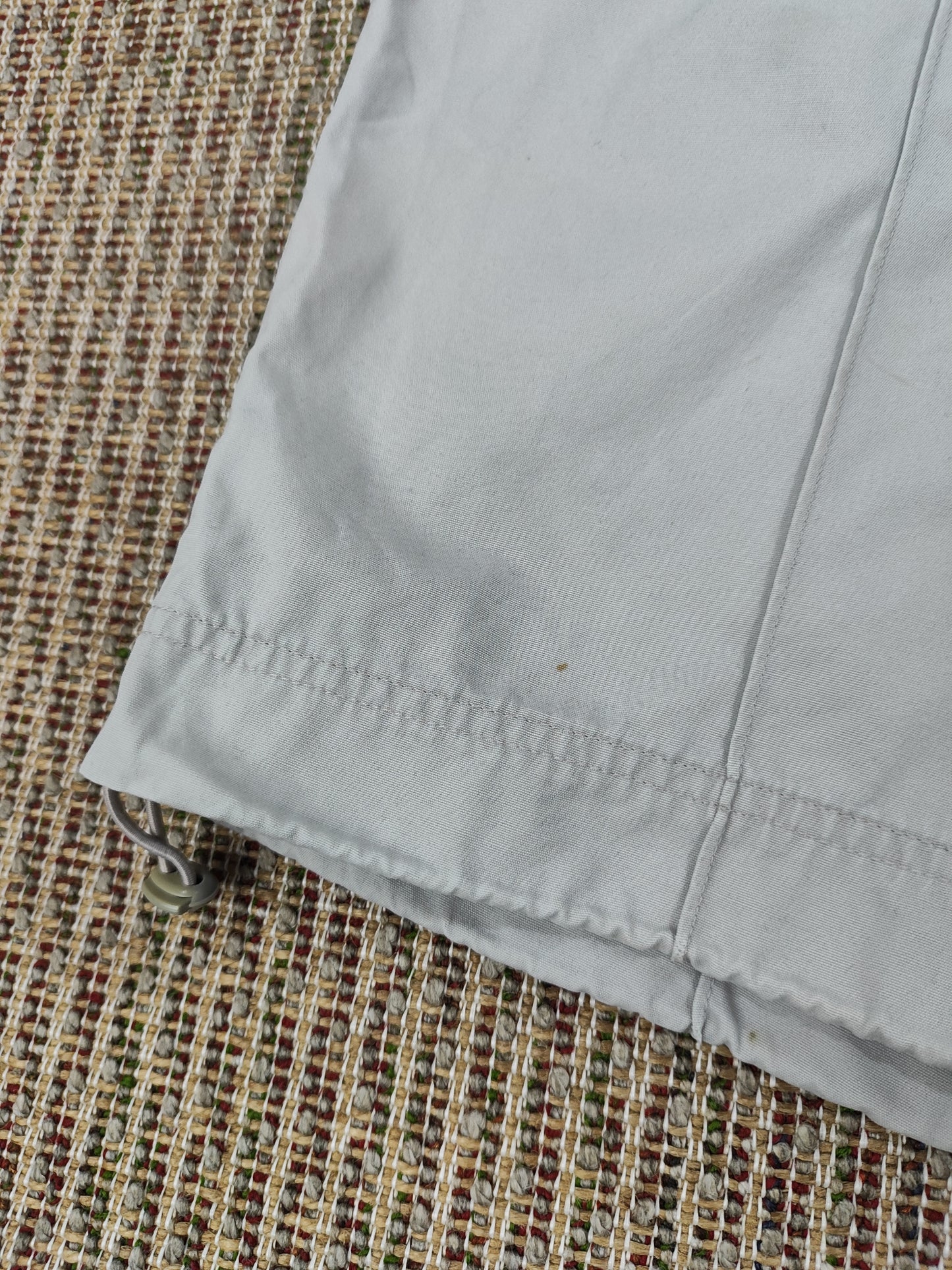 Y2K LIGHT ADIDAS TENNIS SHORTS (L)