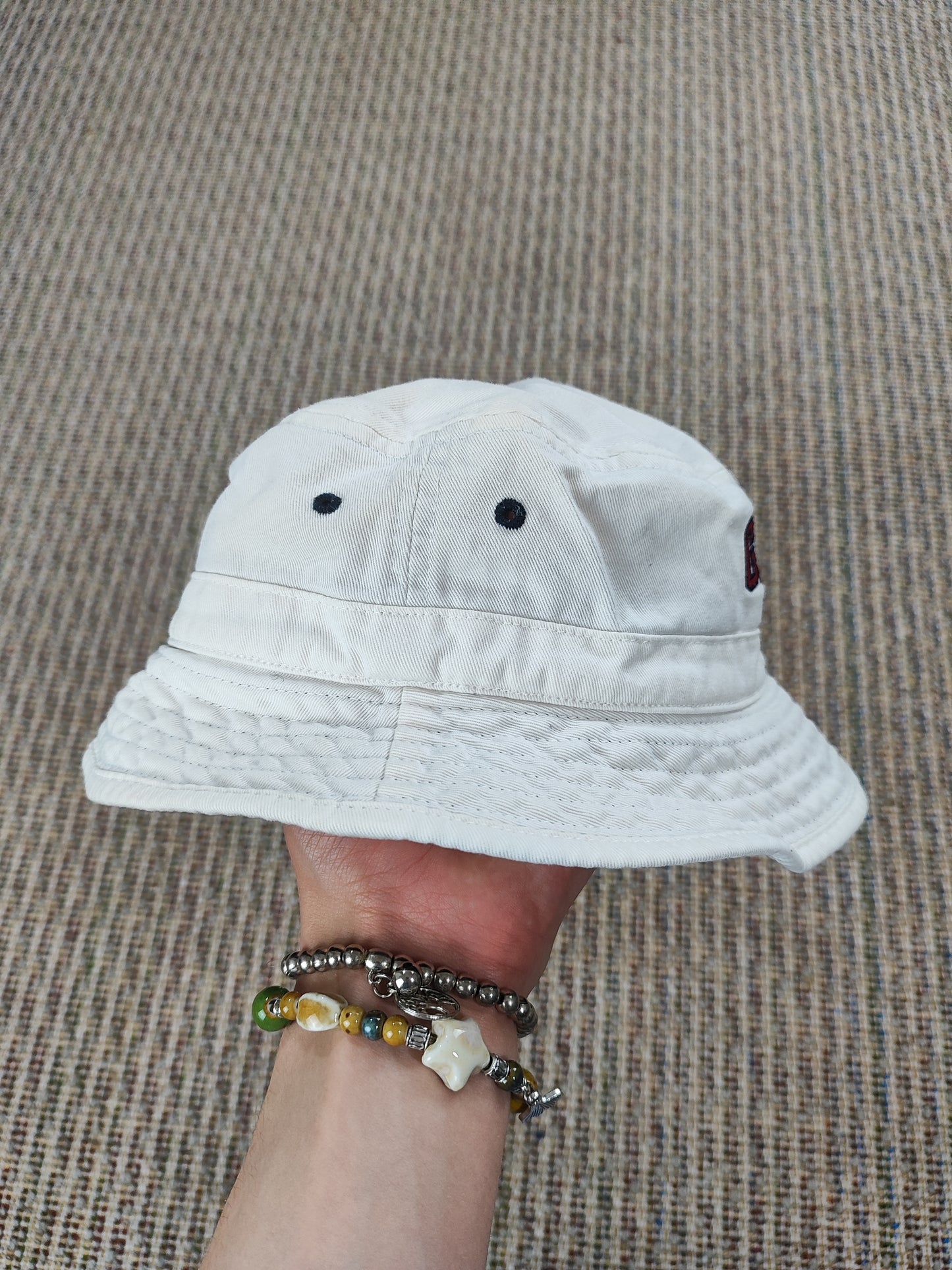 Y2K GAP BUCKET HAT (JUNIOR)