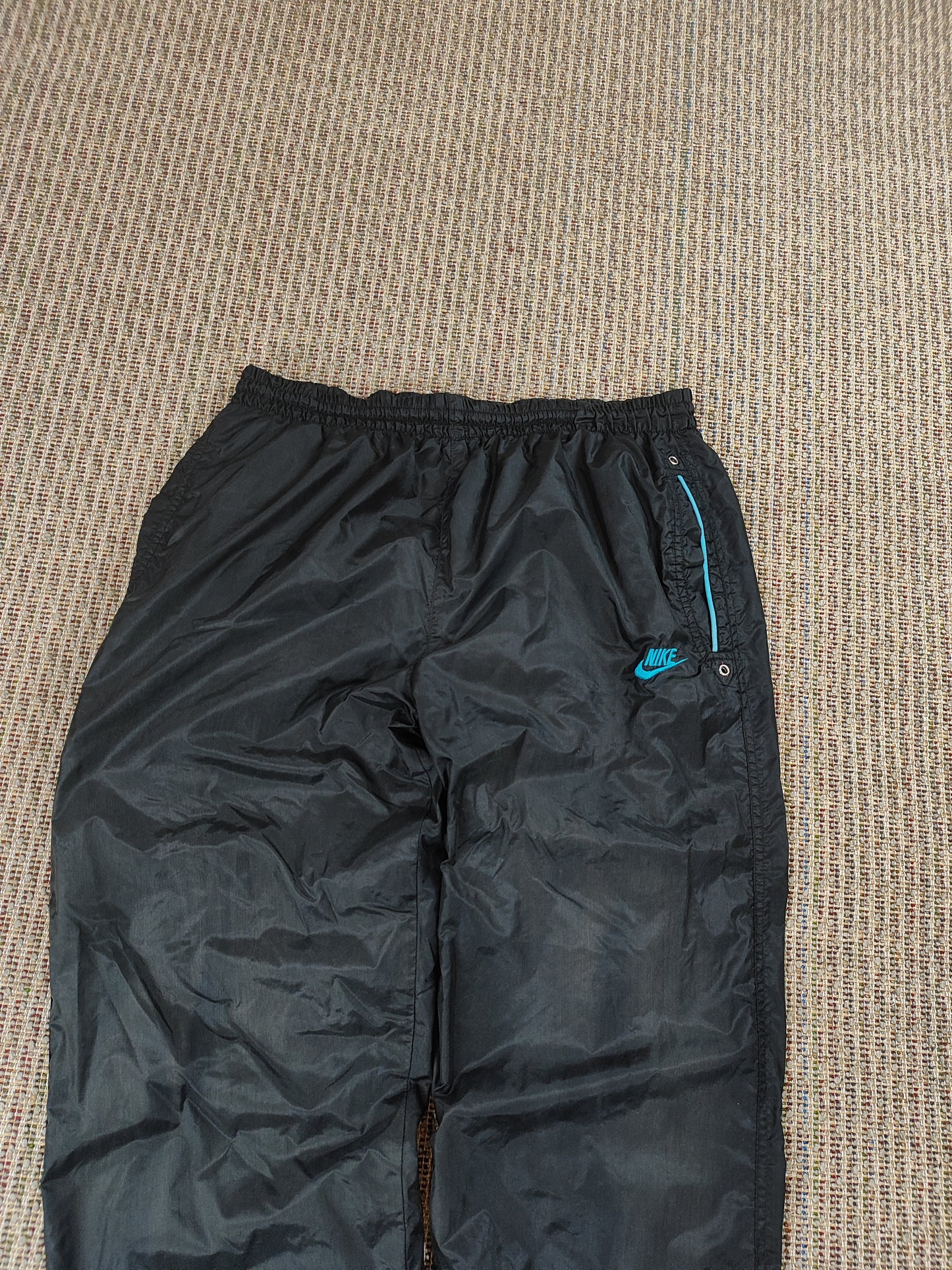 90S NIKE TRACK PANTS (M)