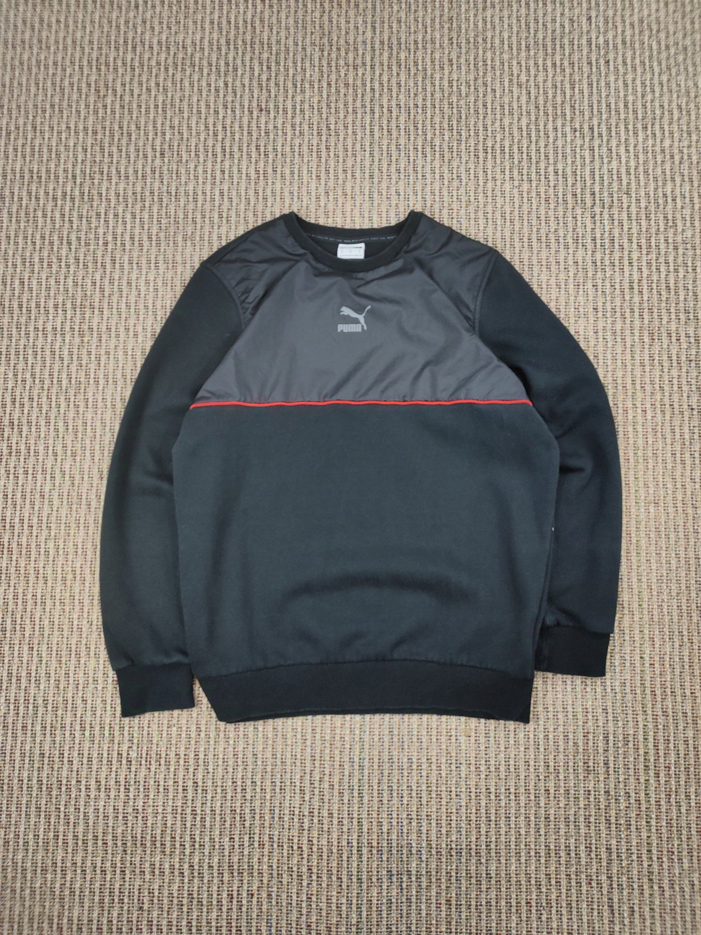 PUMA SWEATSHIRT (M)