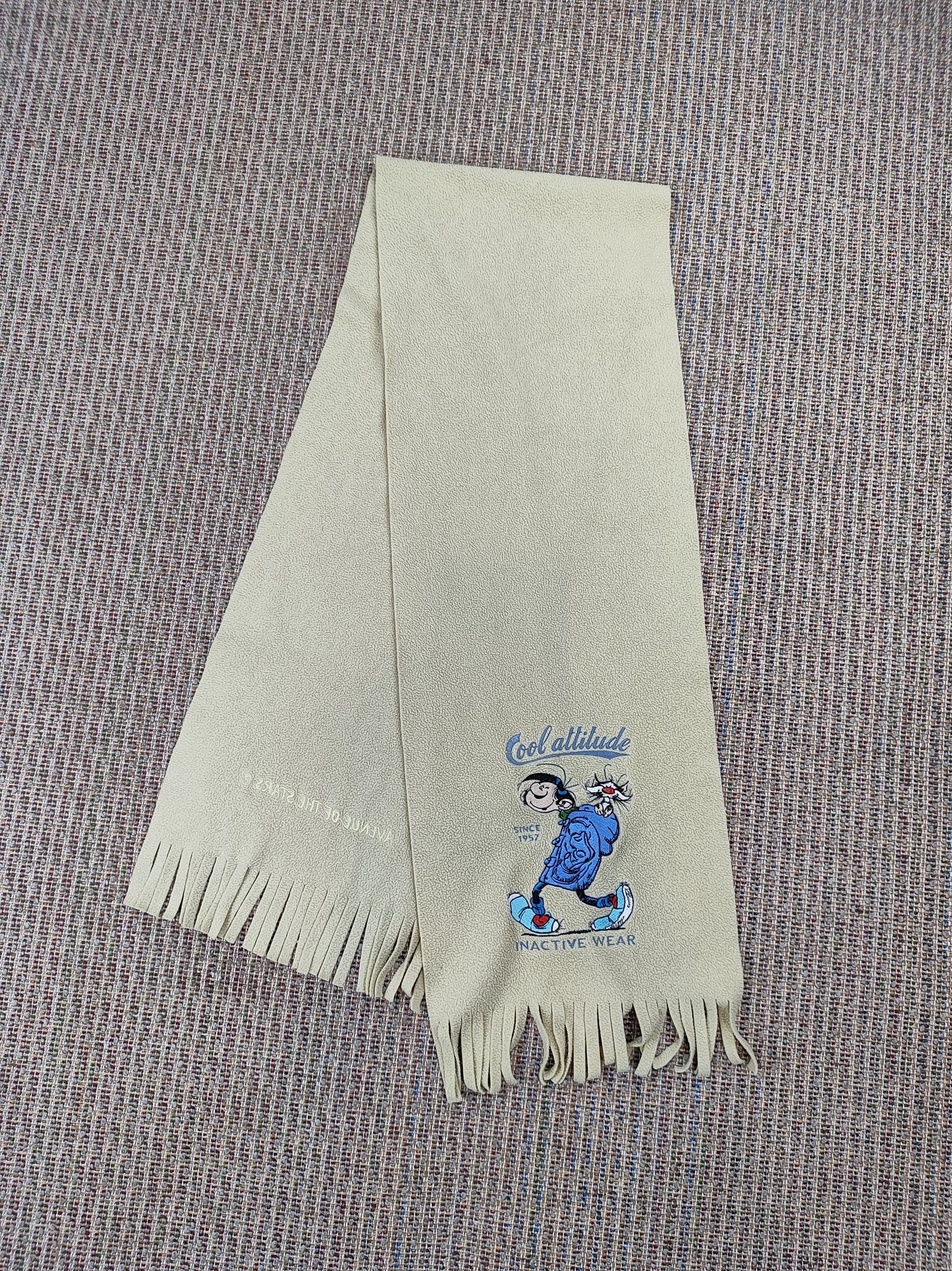 90S CARTOON EMBROIDERED SCARF (ONE SIZE)