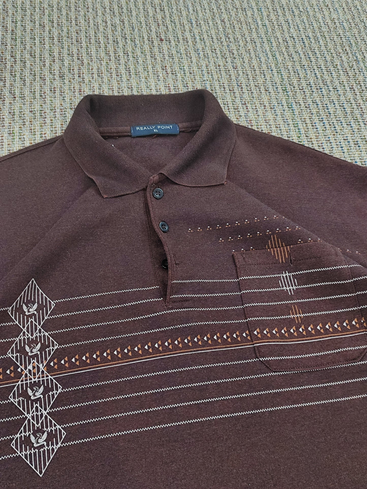 Y2K COLLARED GRAPHIC SWEATSHIRT (L)