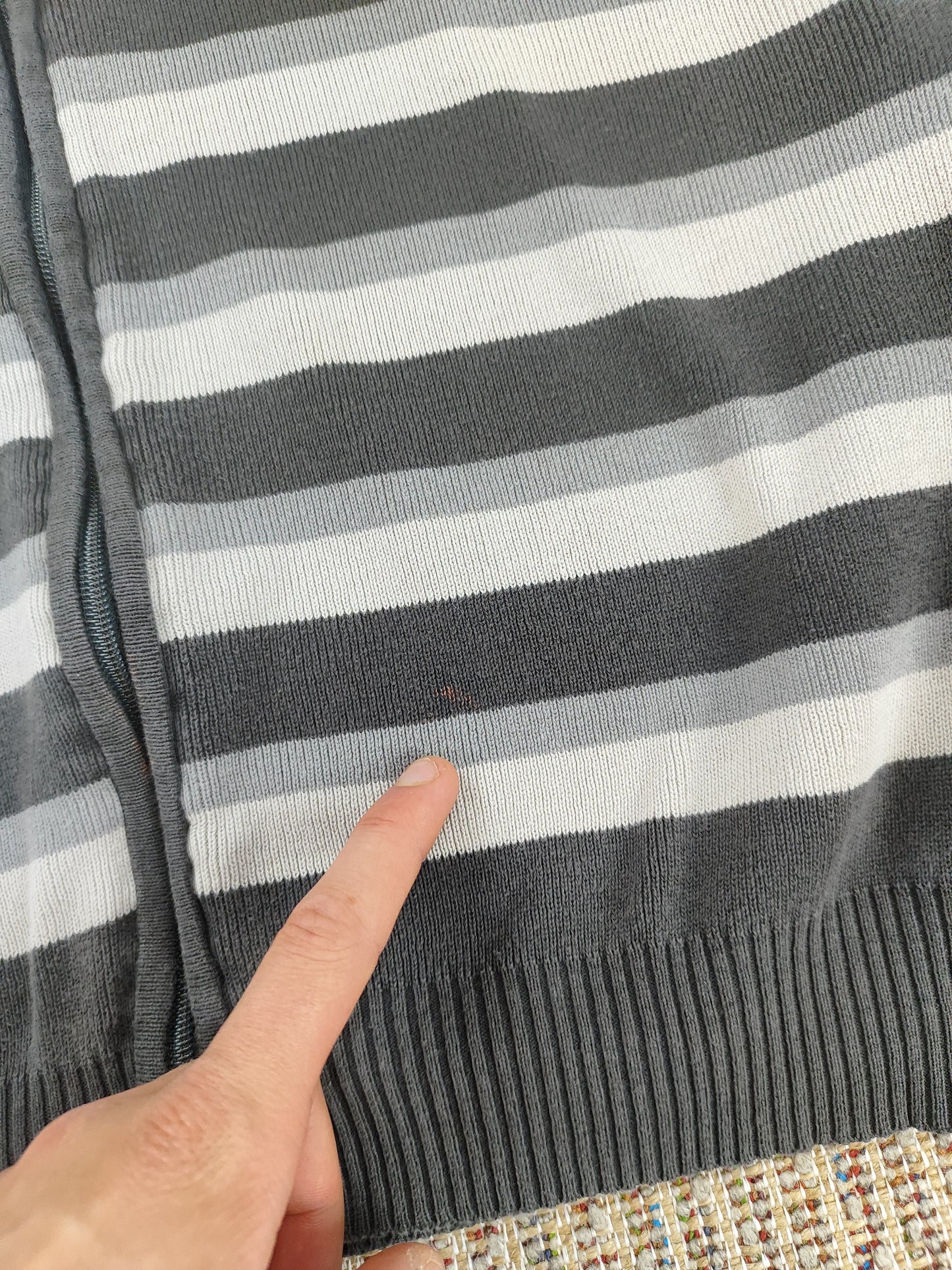 Y2K KNIT ZIP UP SWEATER (M)