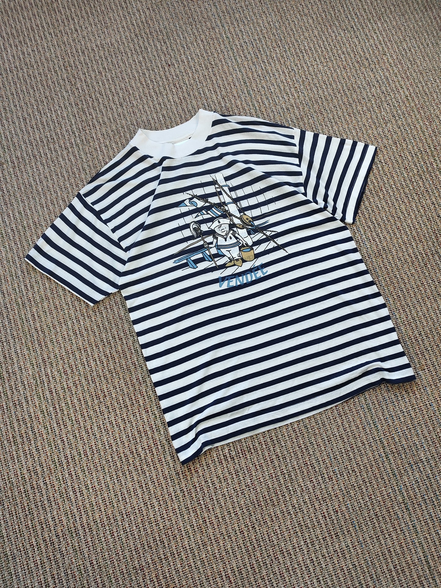 90S GRAPHIC SAILOR T-SHIRT (L)