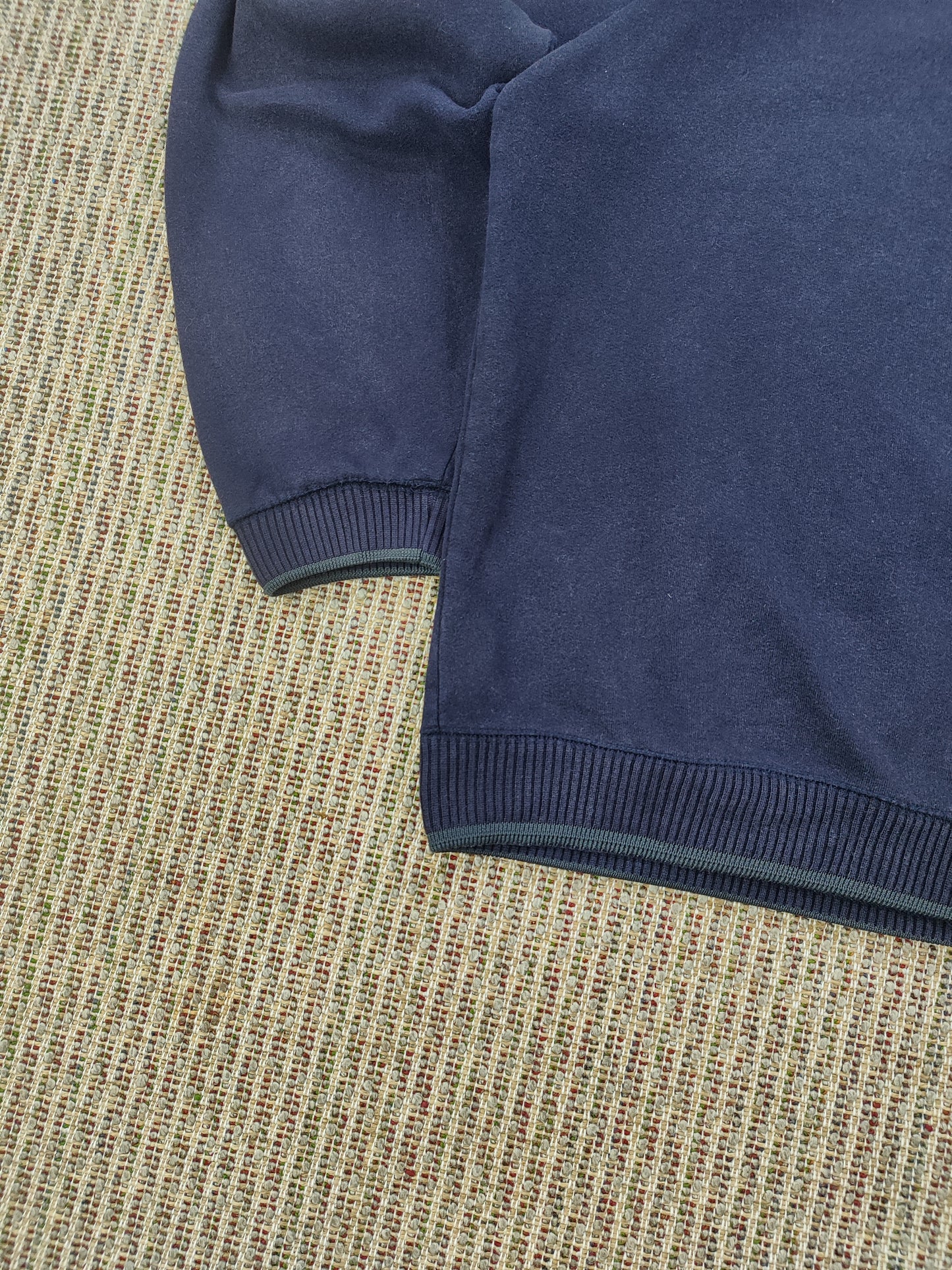 90S EMBROIDERED PUMA SWEATSHIRT (L)