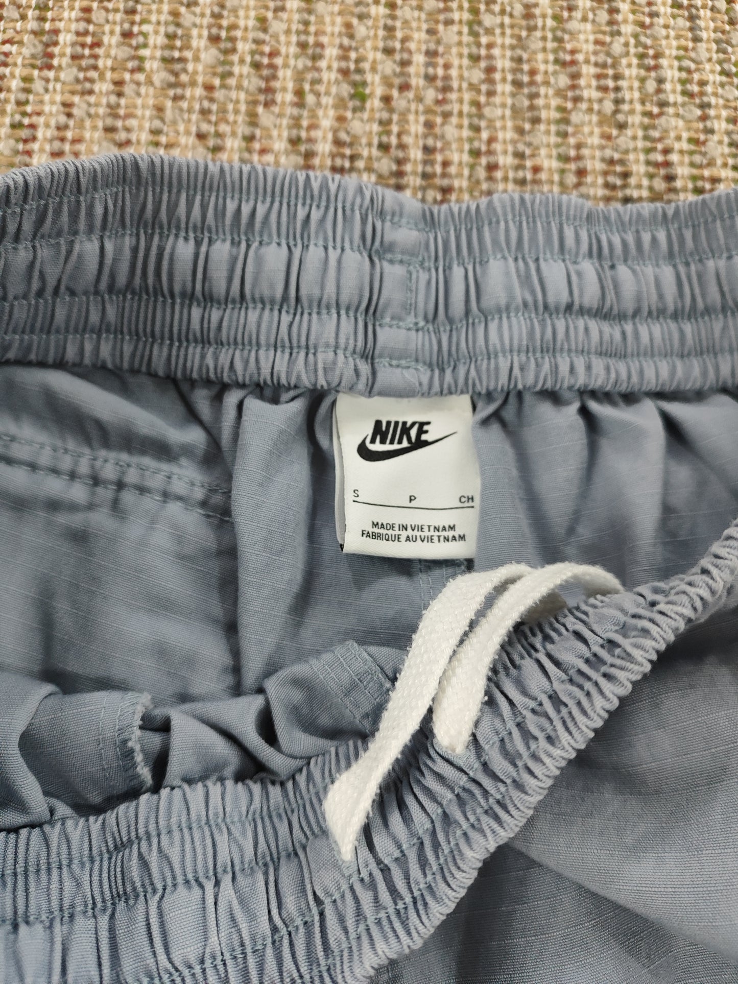 NIKE CARGO TROUSERS (M)