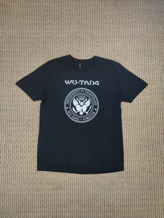 WU TANG CLAN GRAPHIC T-SHIRT (L)