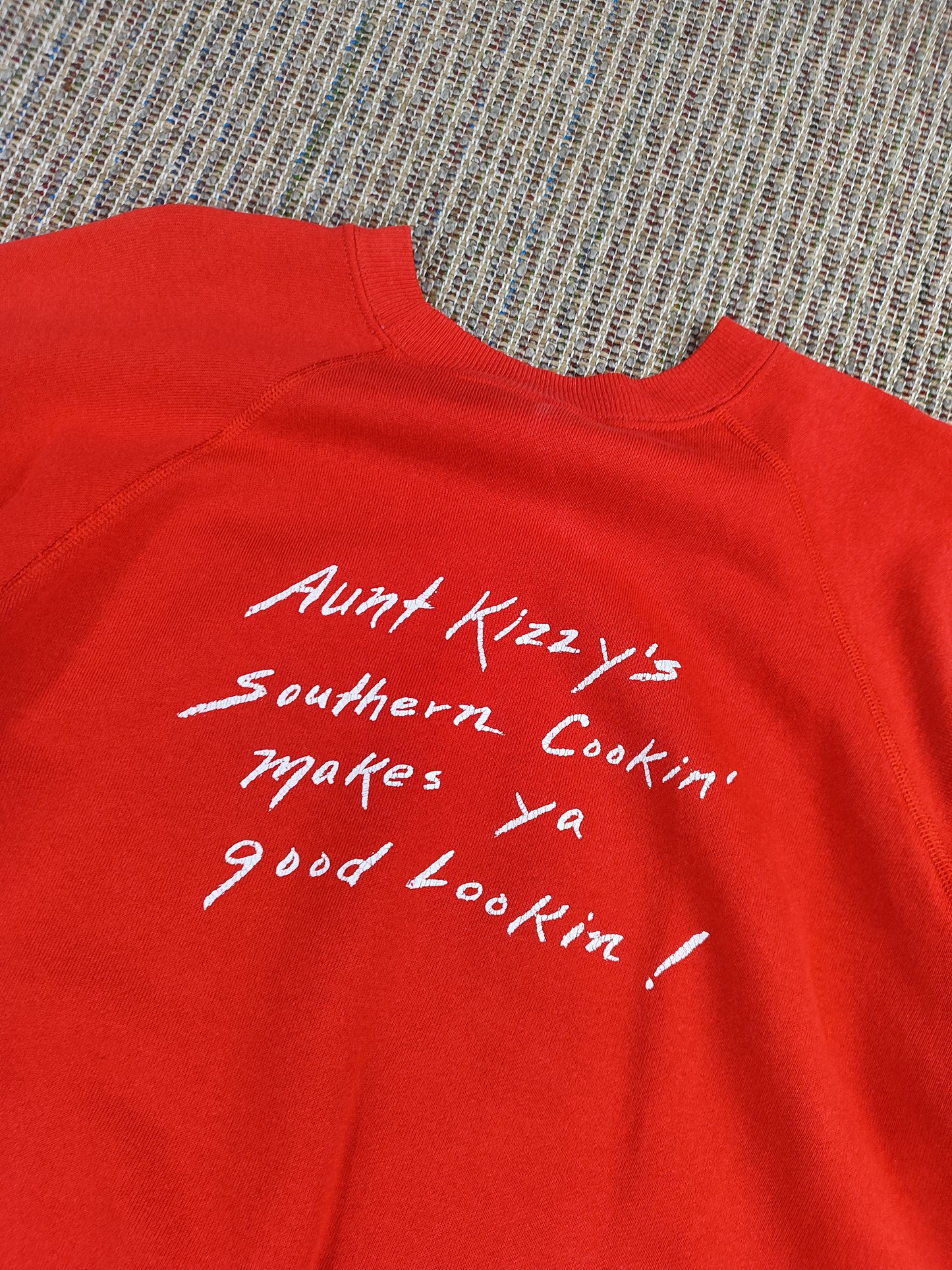 VINTAGE AUNT KIZZY'S GRAPHIC SWEATSHIRT (L)