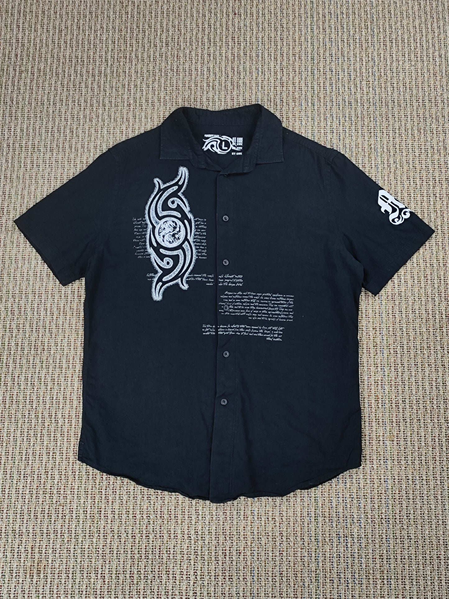 VINTAGE Y2K PRINT SHIRT SHORT SLEEVE (M)