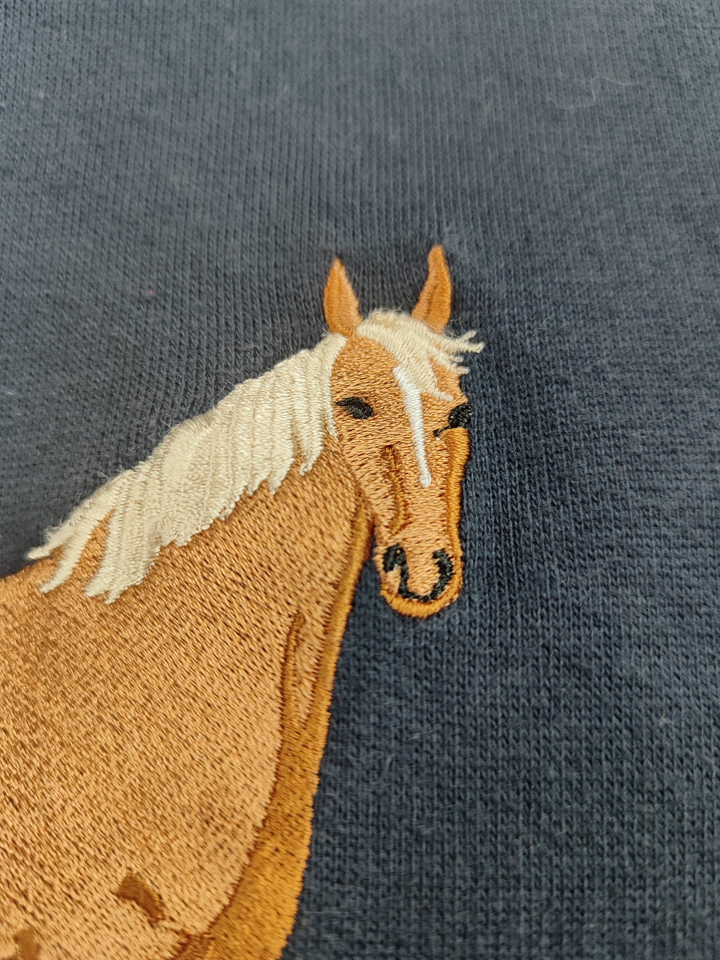 VINTAGE EMBROIDERED HORSE SWEATSHIRT (L)