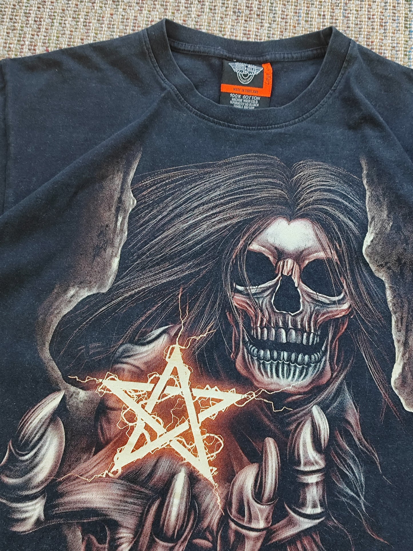 SINGLE STITCH SKELETON GRAPHIC TEE (L)