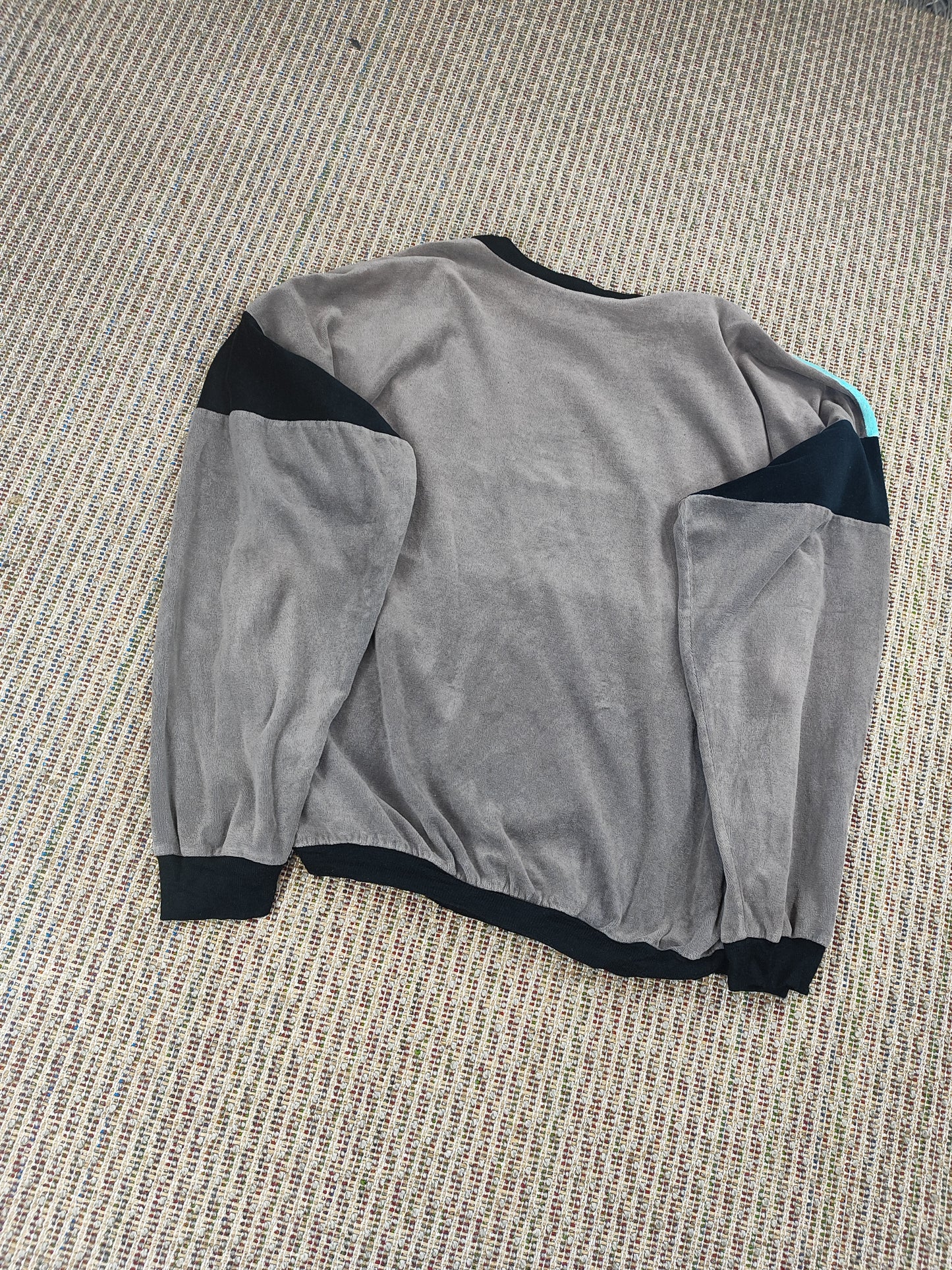 VINTAGE VELOUR COLOUR BLOCK SWEATSHIRT (M)