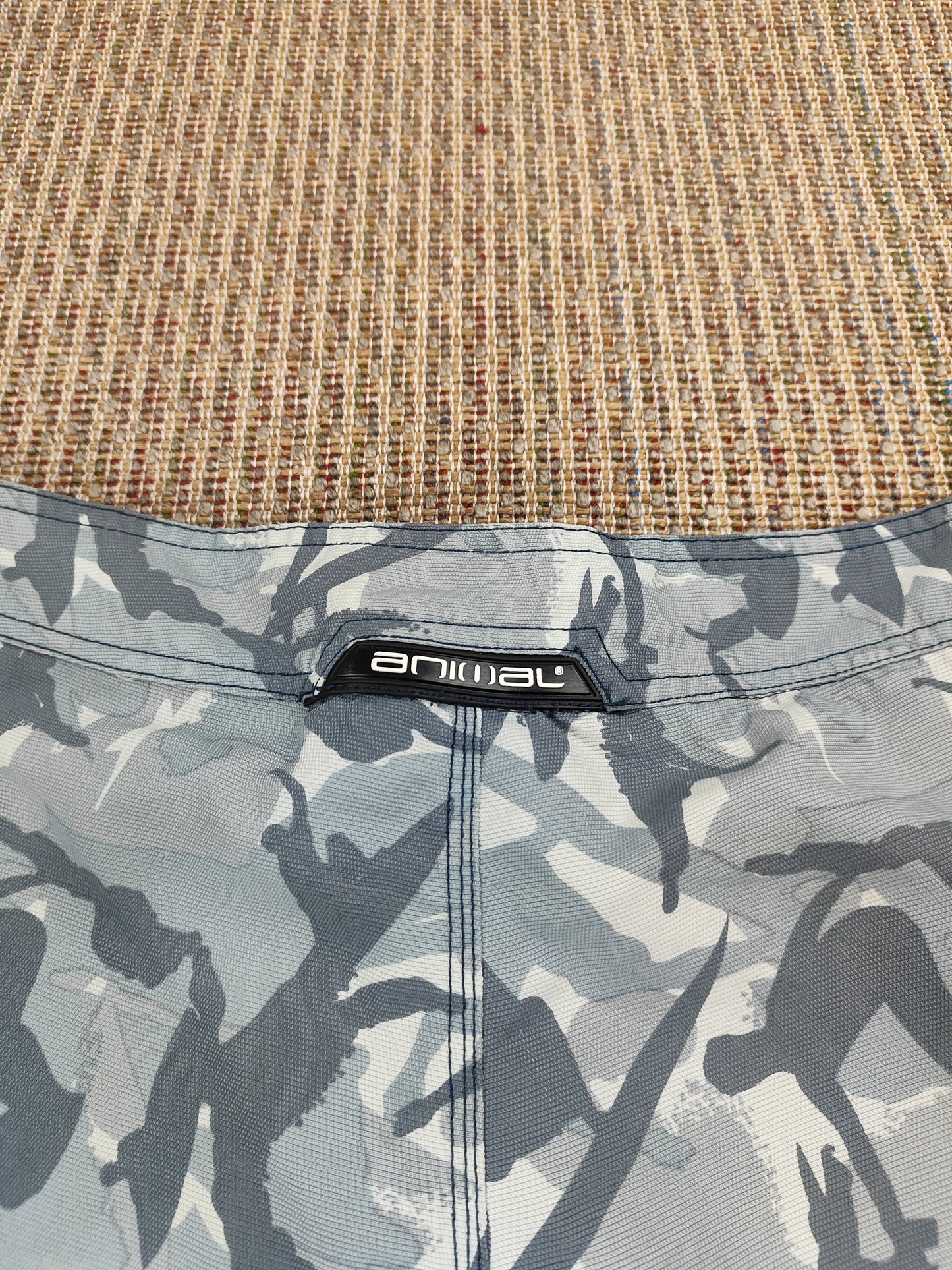 Y2K ANIMAL BOARD SHORTS (M)