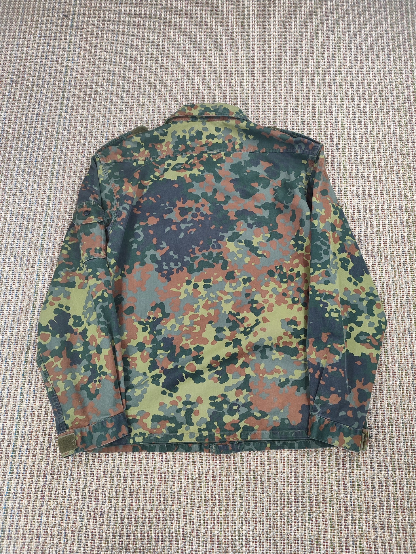 VINTAGE GERMAN ARMY FLECKTARN LIGHT JACKET (M)