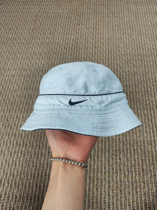 Y2K NIKE SWOOSH BUCKET HAT (ADULTS S/M)