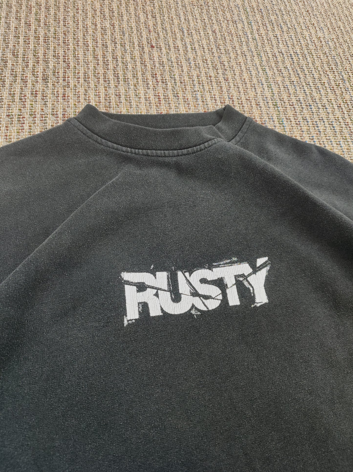 Y2K FADED BLACK RUSTY SWEATSHIRT (M)