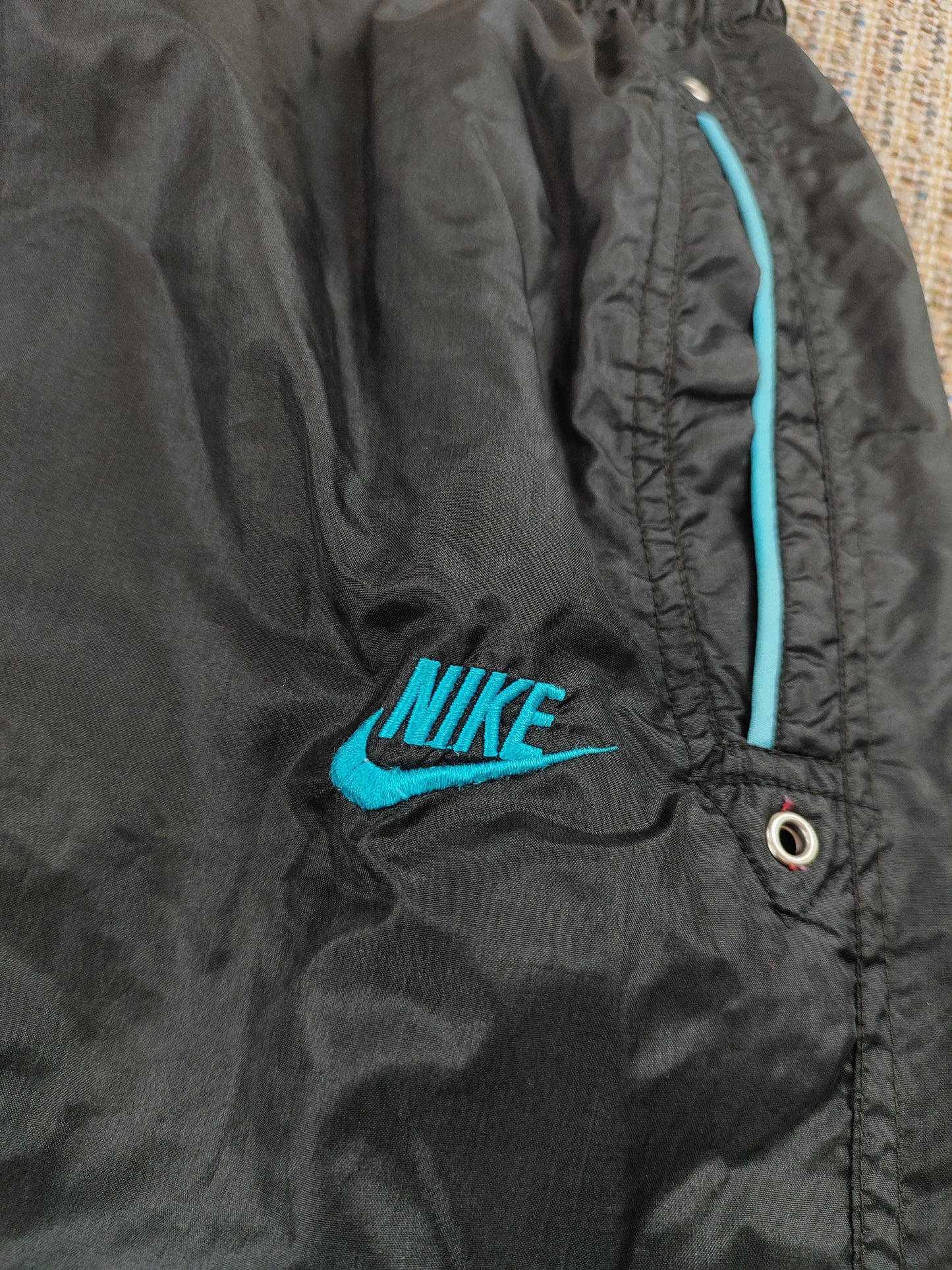 90S NIKE TRACK PANTS (M)