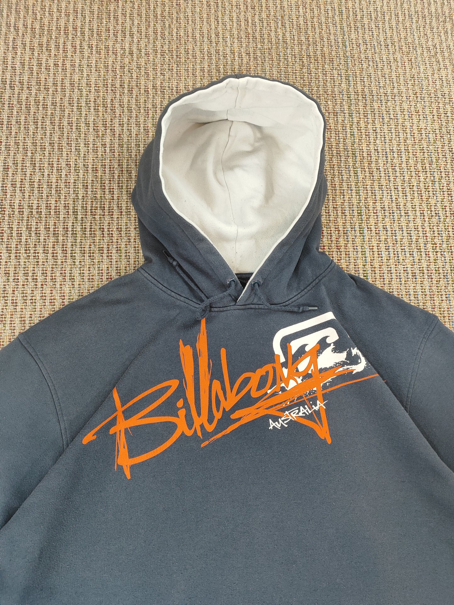 Y2K BILLABONG GRAPHIC HOODIE (XL)