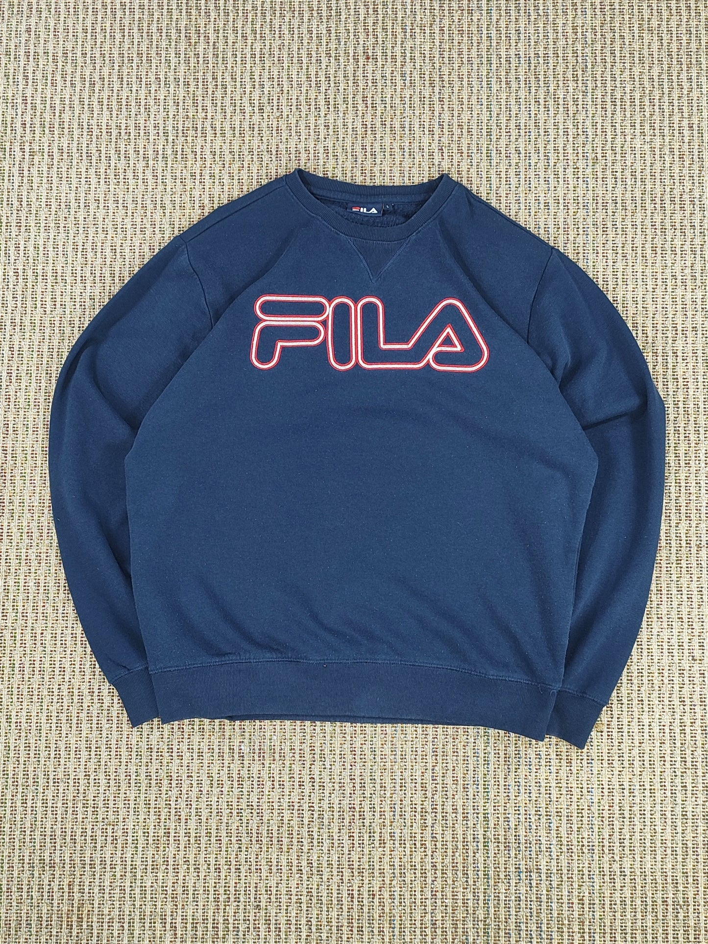 VINTAGE FILA SPELL-OUT SWEATSHIRT (L)