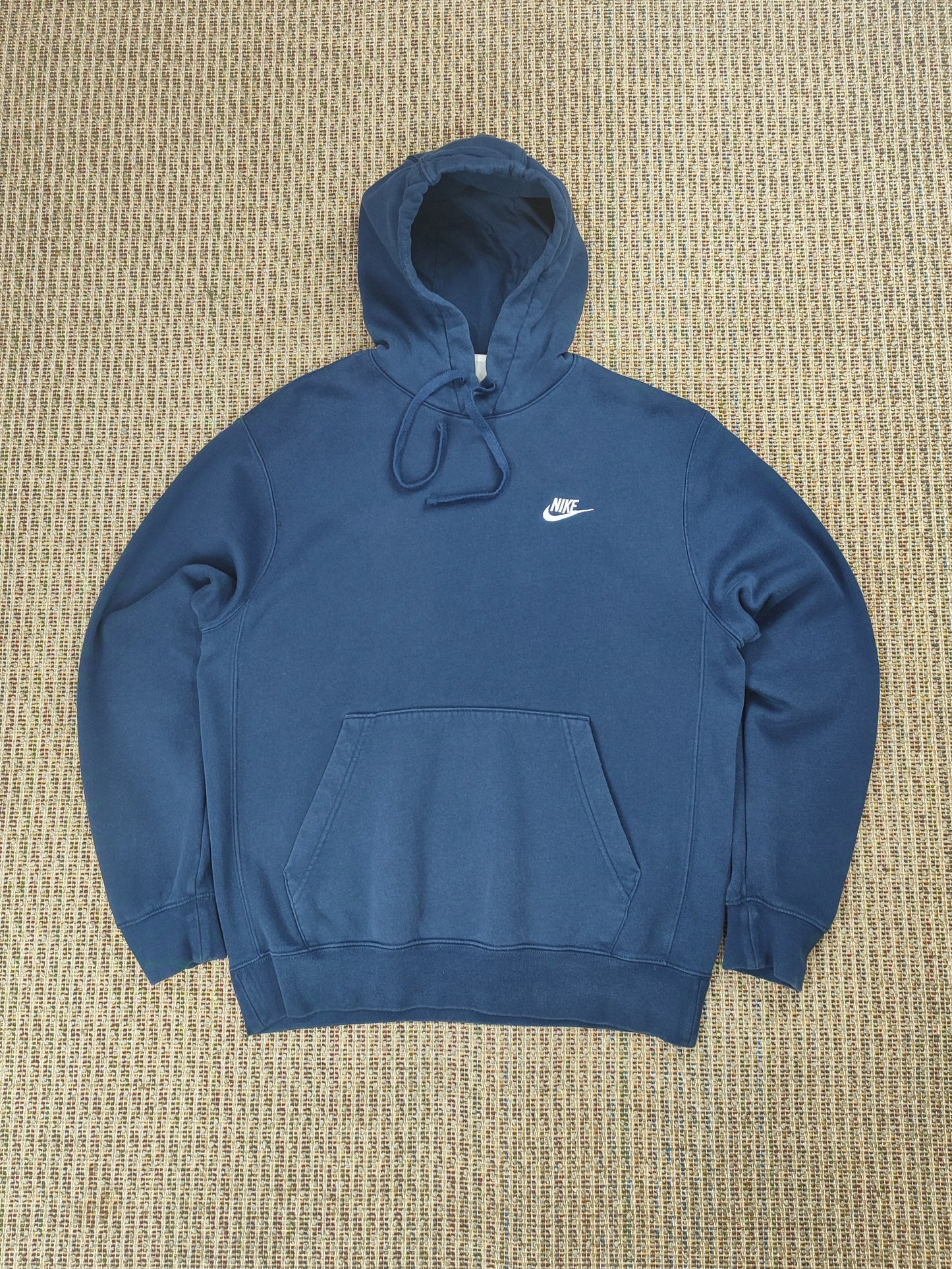 VINTAGE NIKE ESSENTIAL HOODIE (S)