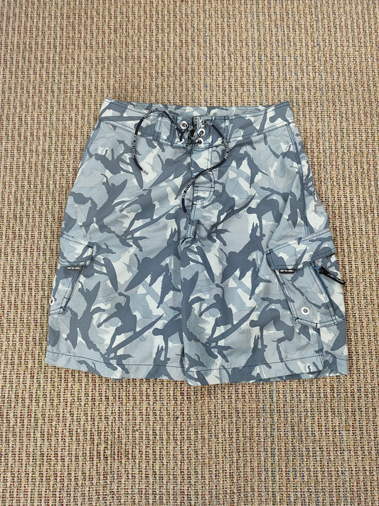Y2K ANIMAL BOARD SHORTS (M)