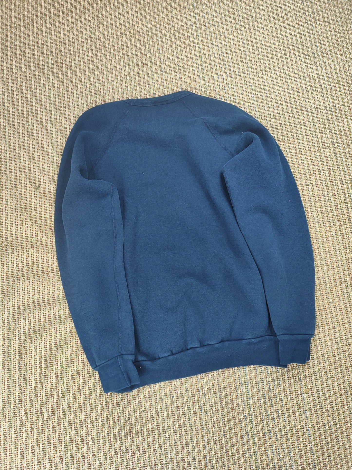 VINTAGE 90S BLANK SWEATSHIRT (M)