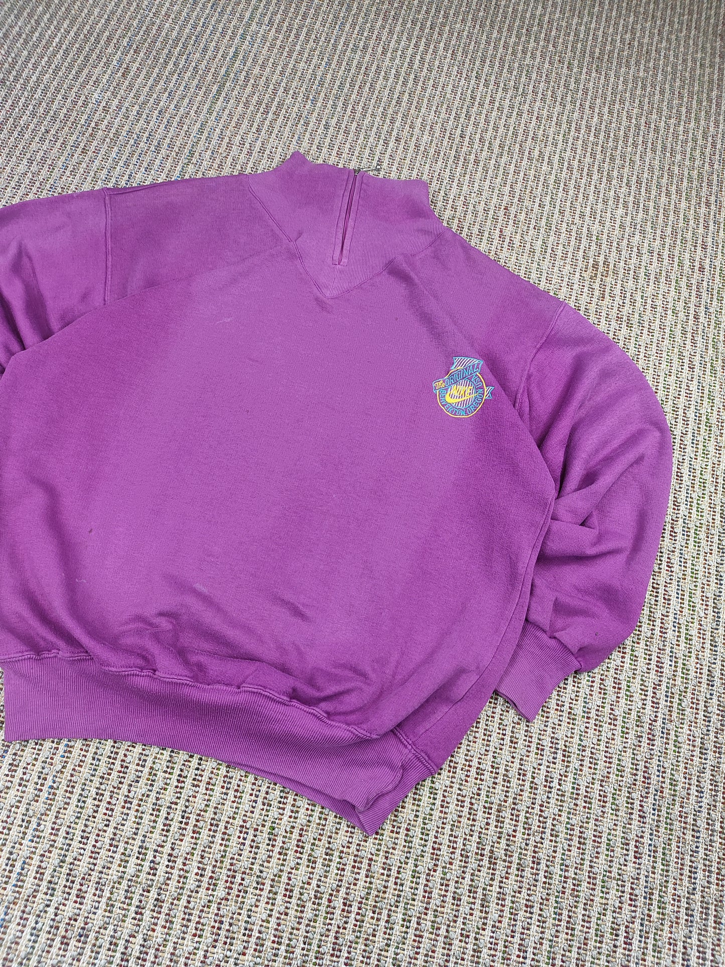 VINTAGE 80S NIKE COLLARED SWEATSHIRT (M)