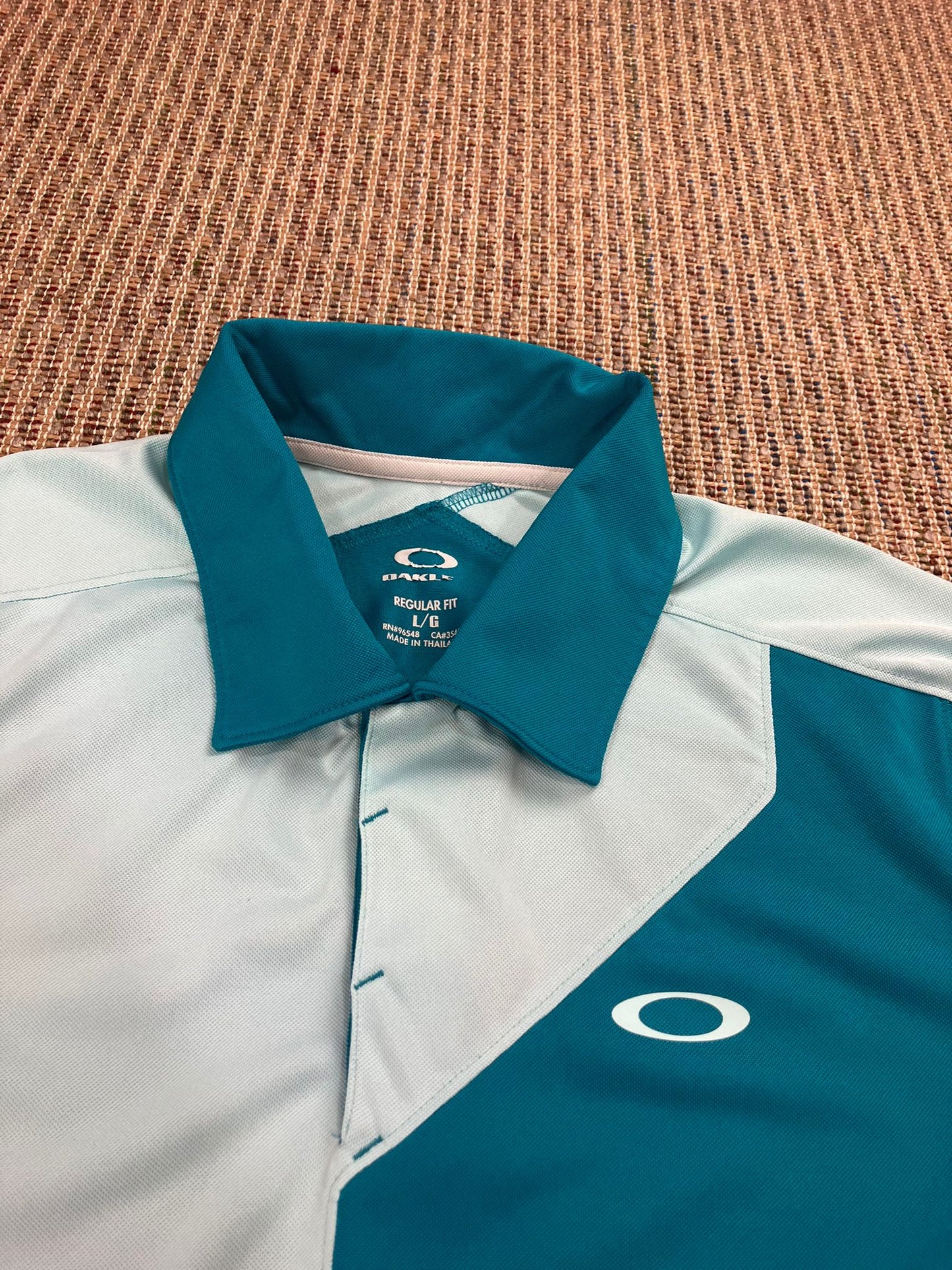 VINTAGE OAKLEY POLO SHIRT (M)