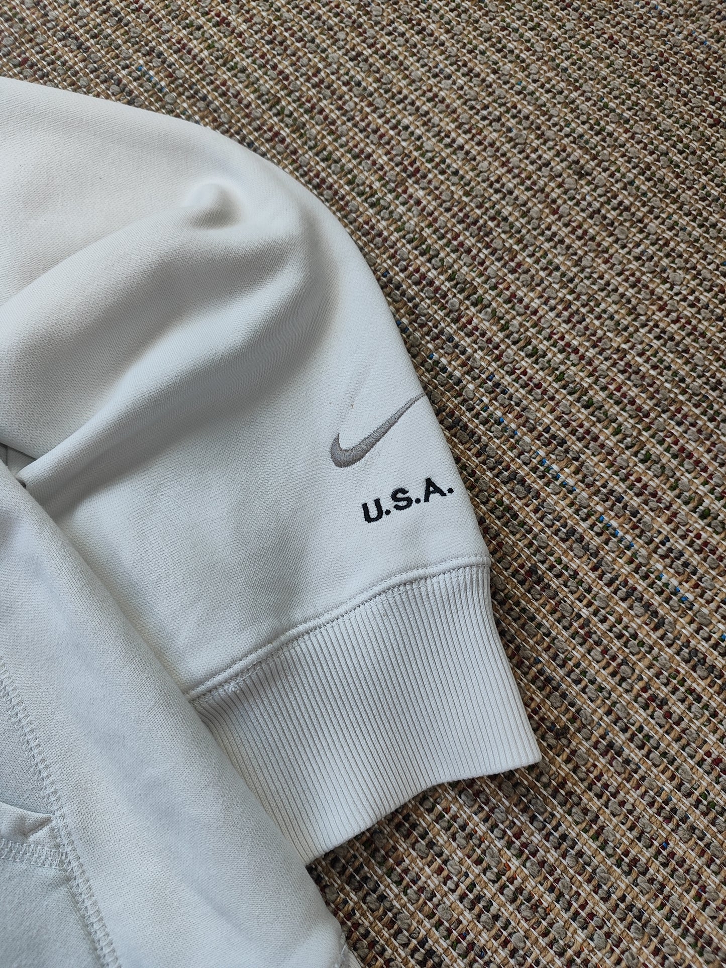 Y2K NIKE SPELLOUT HOODIE (XL)