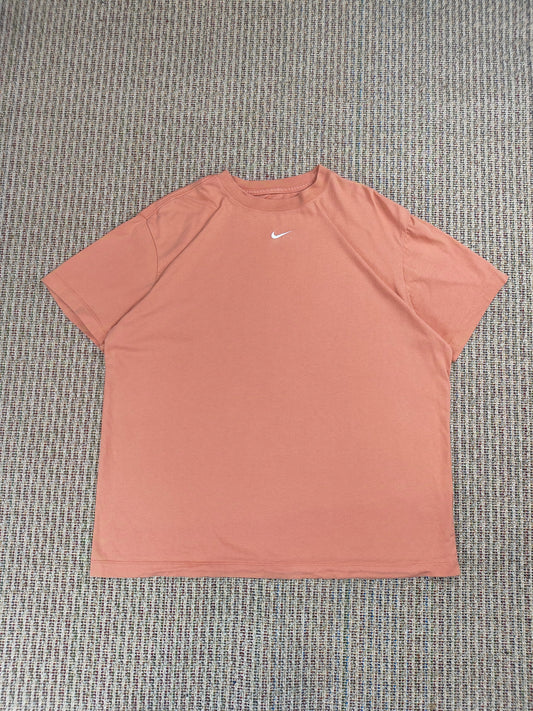 NIKE CENTRE SWOOSH T-SHIRT (M)