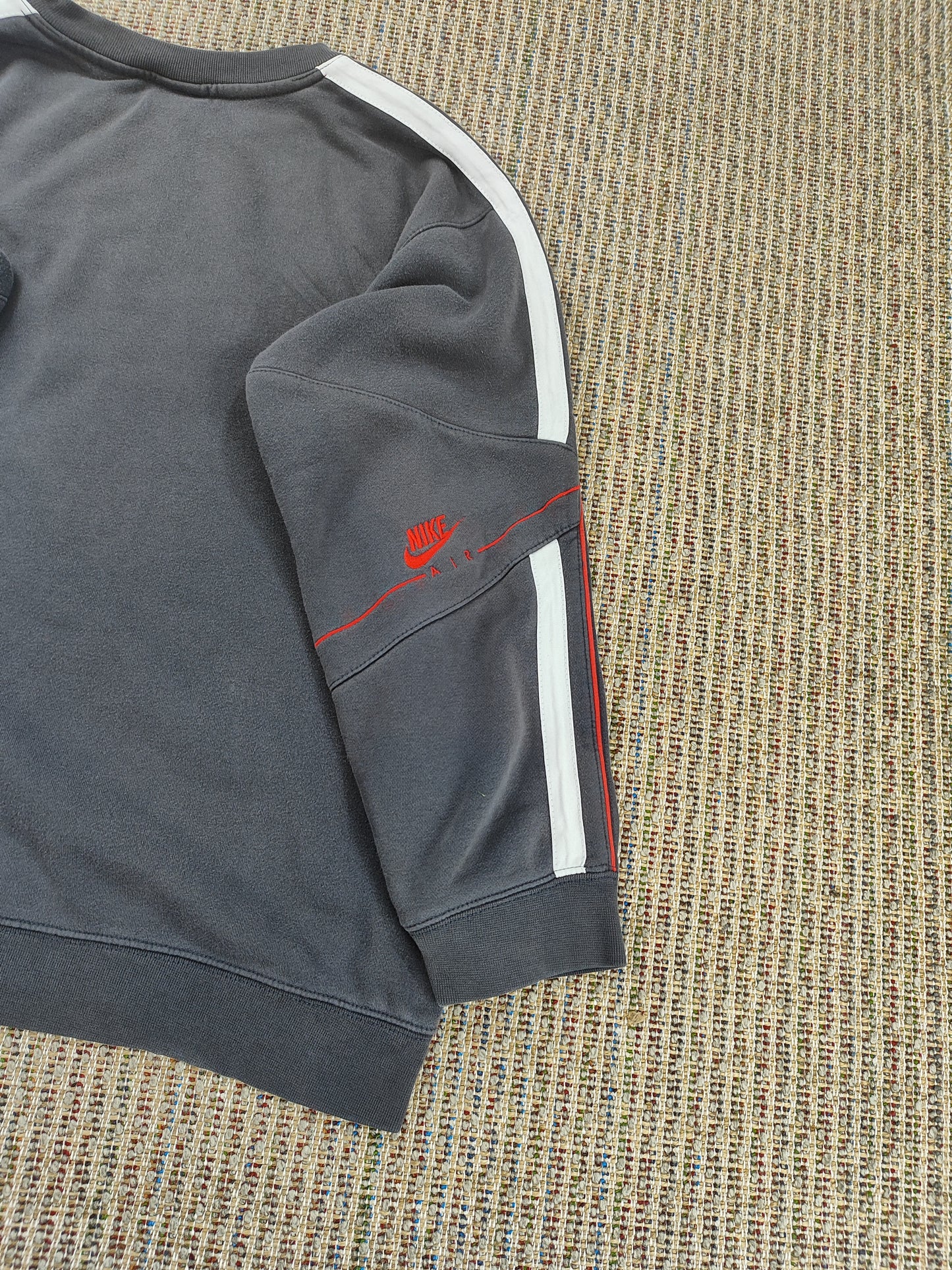 Y2K NIKE AIR SWEATSHIRT (M)