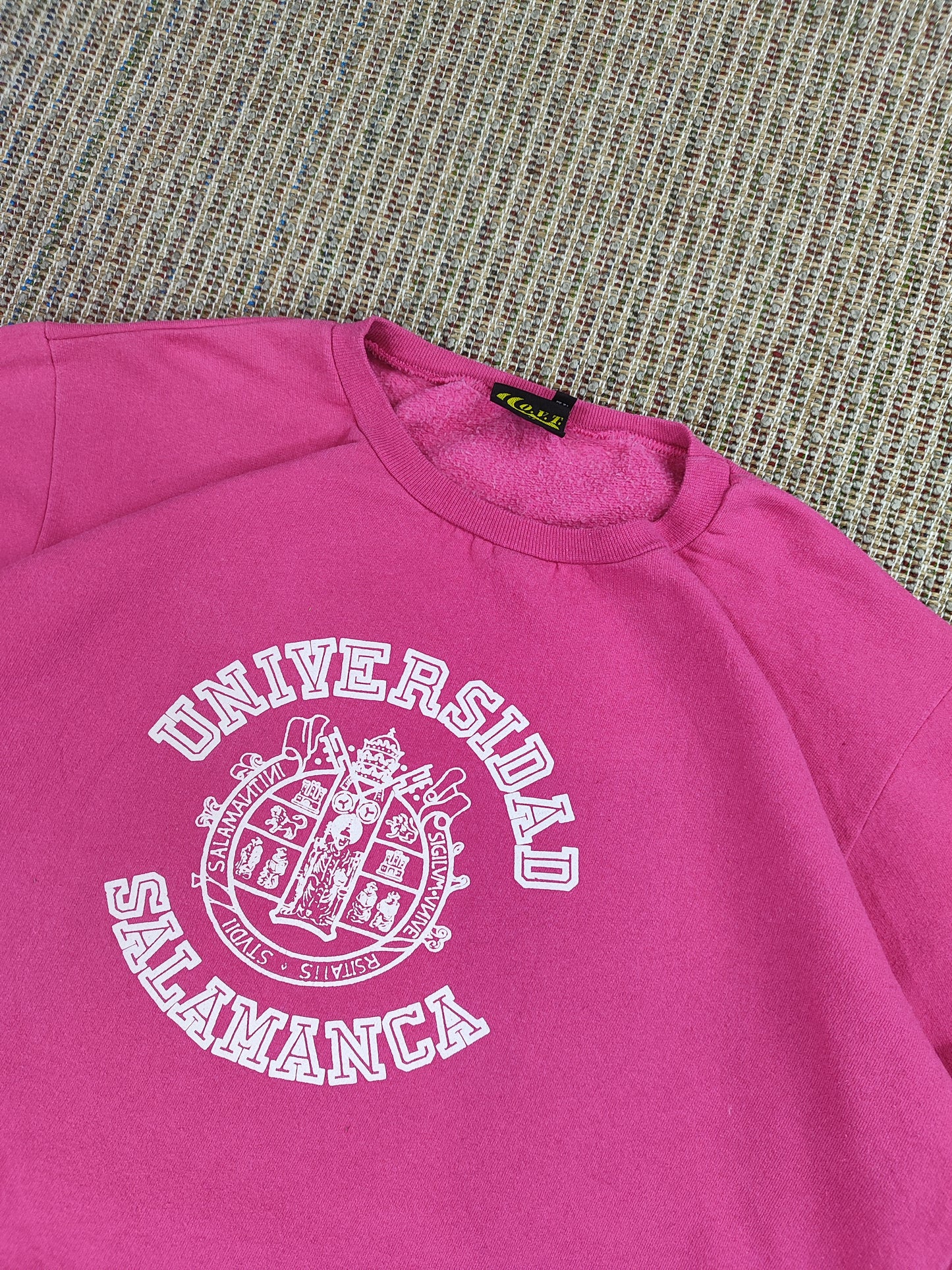 VINTAGE COLLEGE SWEATSHIRT (M)