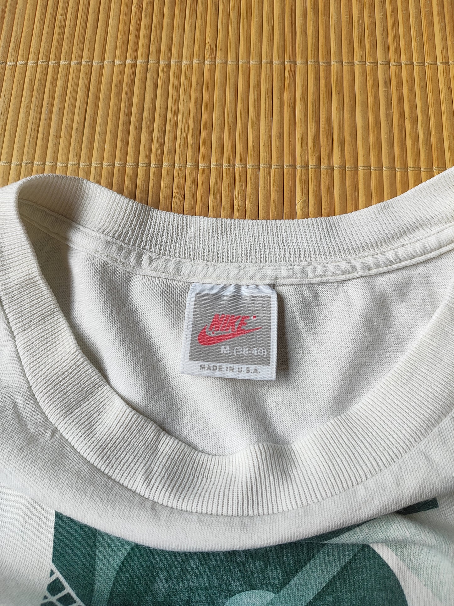 90S NIKE GRAPHIC TEE (L)