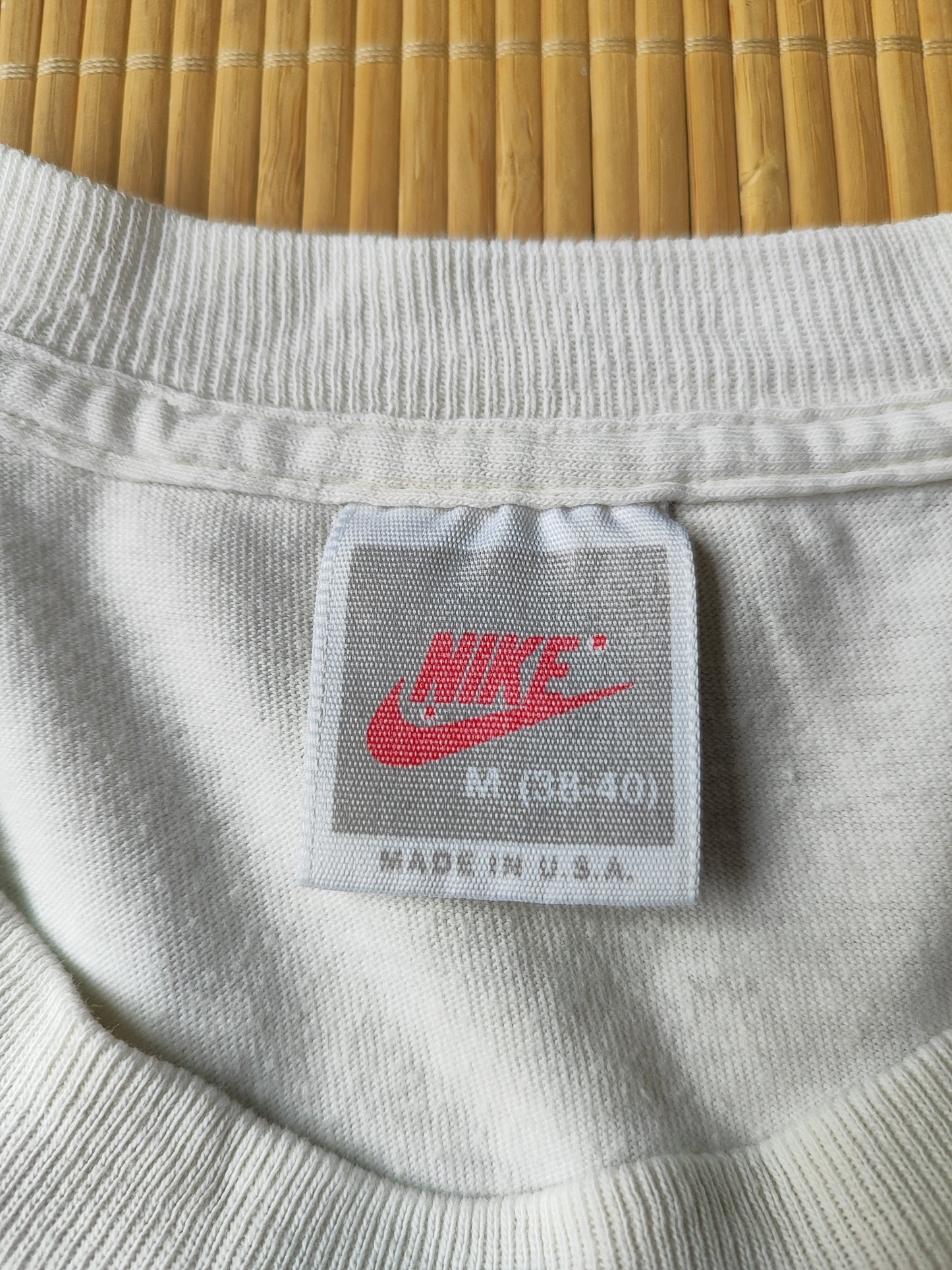 90S NIKE GRAPHIC TEE (L)