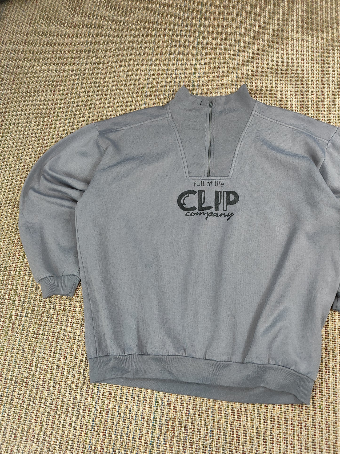 VINTAGE CLIP COMPANY Q-ZIP SWEATSHIRT (L)