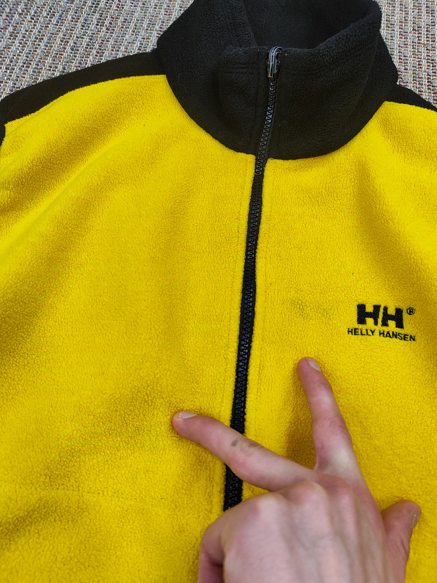 VINTAGE HELLY HANSEN FLEECE GILET (M)