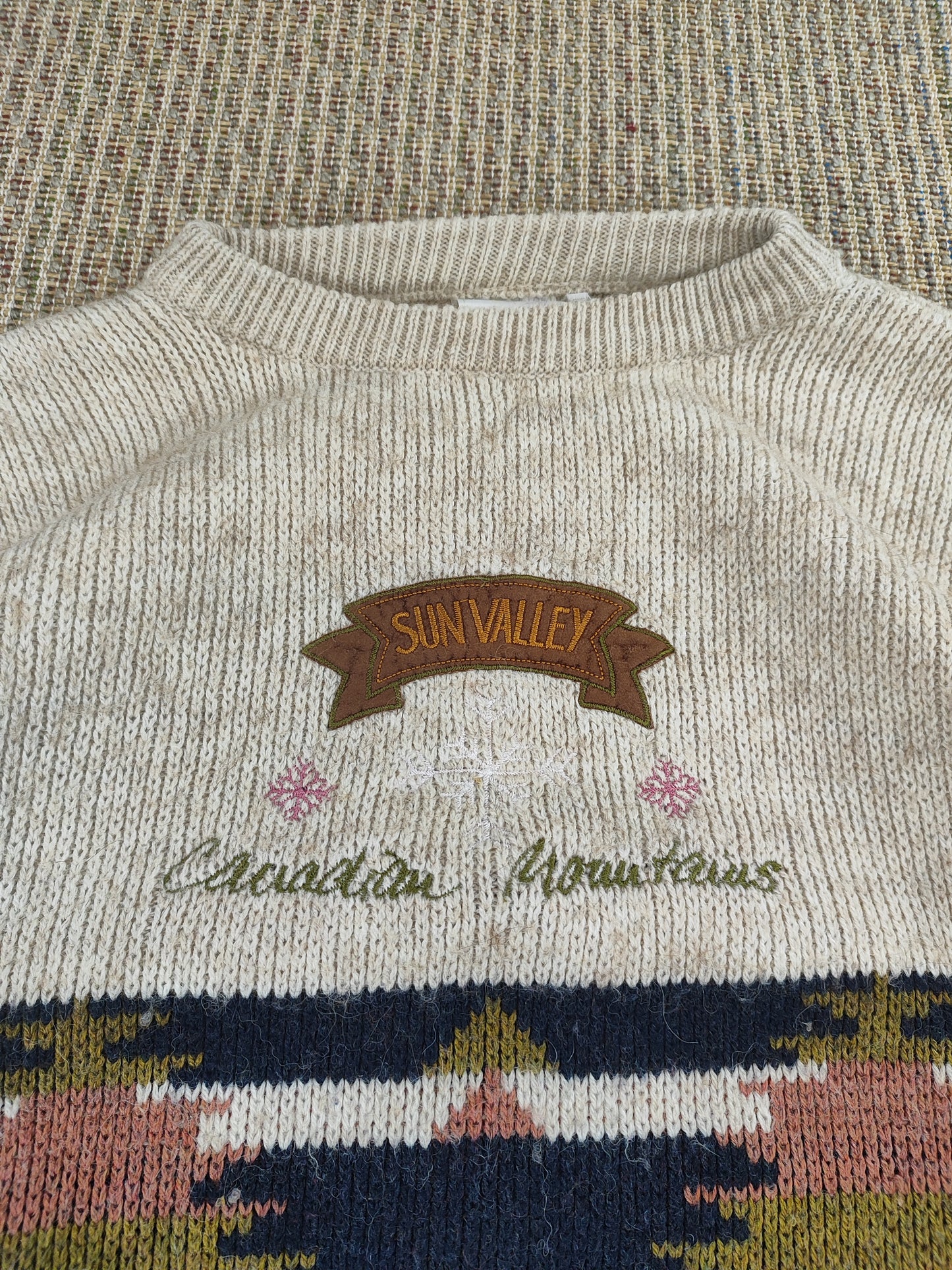 90S EMBROIDERED KNIT GRANDAD JUMPER (L)