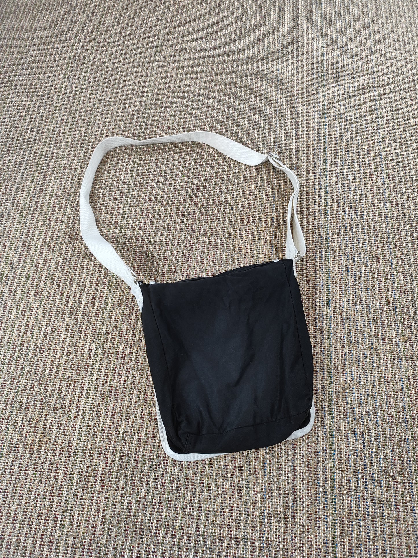 VINTAGE PEANUTS SNOOPY MESSENGER BAG (ONE SIZE)